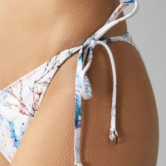 NWT MACIE FLORAL PRINT BIKINI BOTTOM IN SIZE 8 (UK 12) - Picture 3 of 3